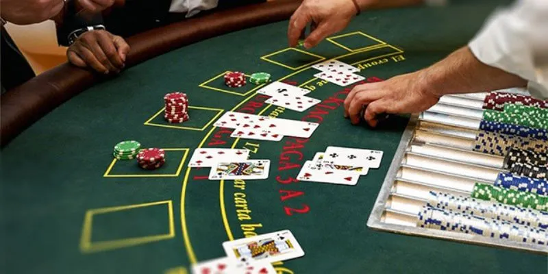 luật chơi poker và cách chơi chi tiết tại j88